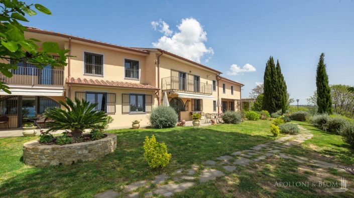 Image No.12-7 Bed Apartment for sale