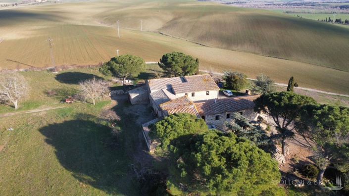 Image No.14-8 Bed Apartment for sale