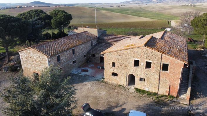 Image No.16-8 Bed Apartment for sale