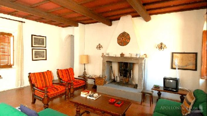 Image No.5-8 Bed Apartment for sale