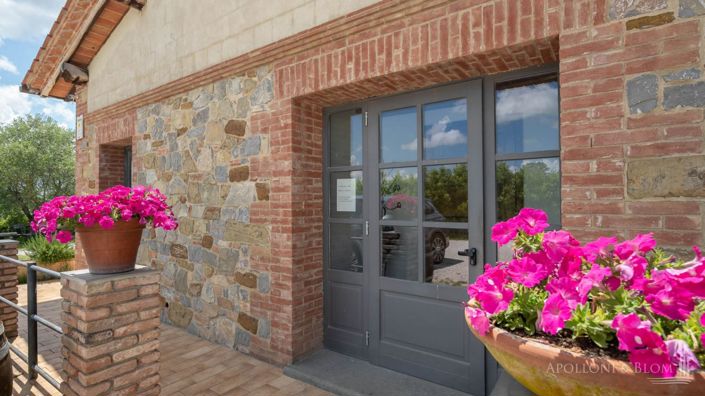 Image No.14-3 Bed Apartment for sale