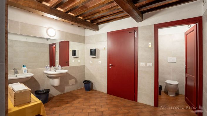 Image No.21-3 Bed Apartment for sale