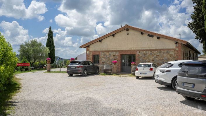 Image No.28-3 Bed Apartment for sale