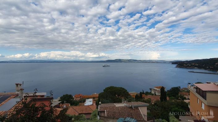 Image No.24-4 Bed Apartment for sale