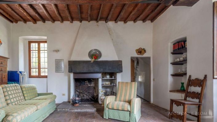 Image No.19-11 Bed Apartment for sale