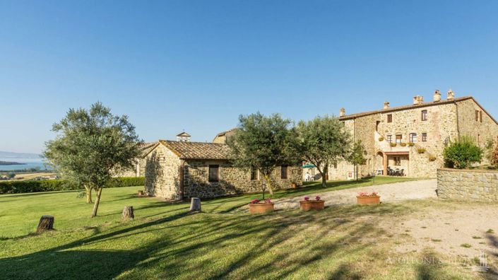 Image No.11-31 Bed Apartment for sale