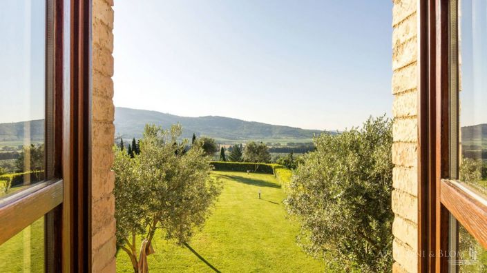 Image No.13-31 Bed Apartment for sale