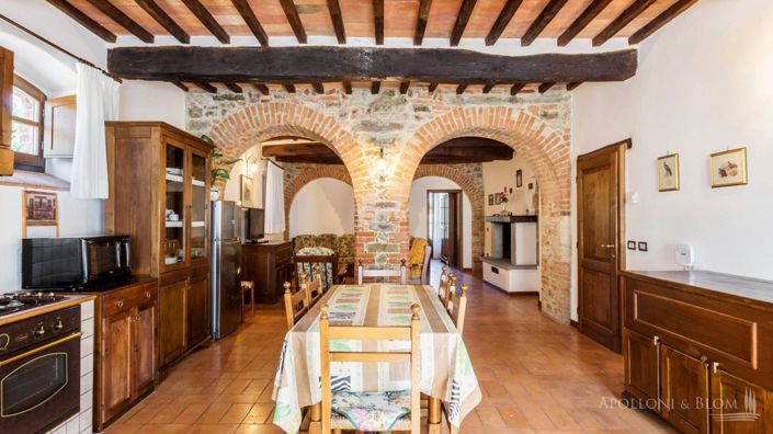 Image No.22-31 Bed Apartment for sale