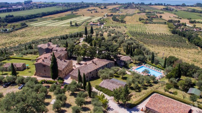 Image No.3-31 Bed Apartment for sale