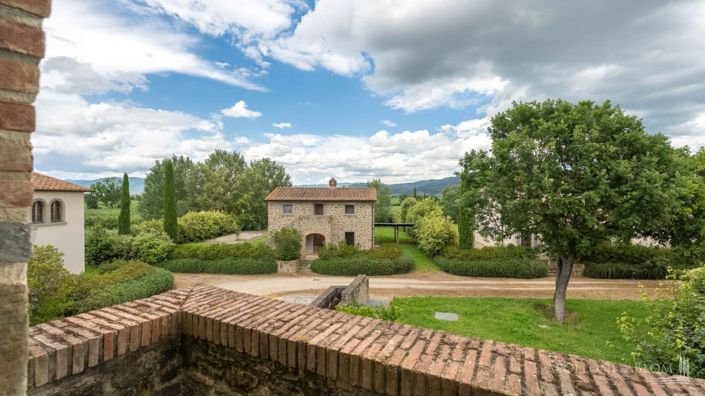 Image No.11-Appartement de 4 chambres à vendre à Cortona