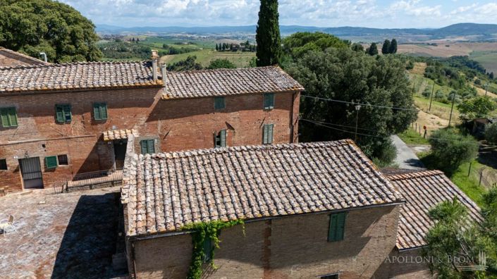 Image No.10-11 Bed Vineyard for sale