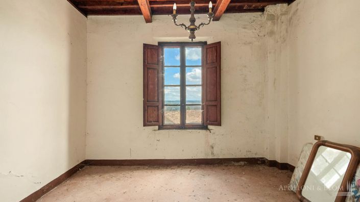 Image No.22-11 Bed Vineyard for sale