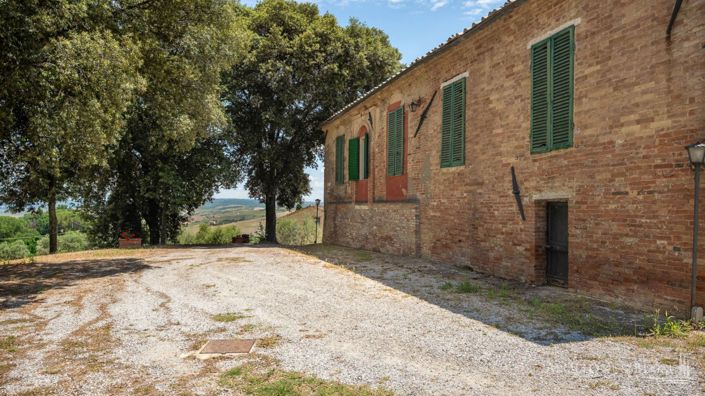 Image No.25-11 Bed Vineyard for sale