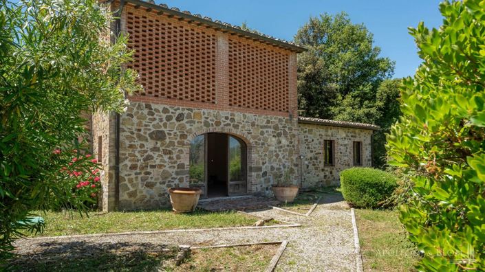 Image No.25-14 Bed Vineyard for sale