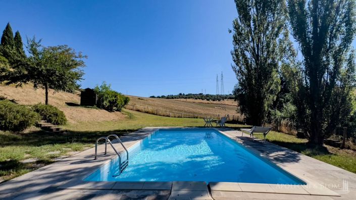 Image No.10-1 Bed Apartment for sale