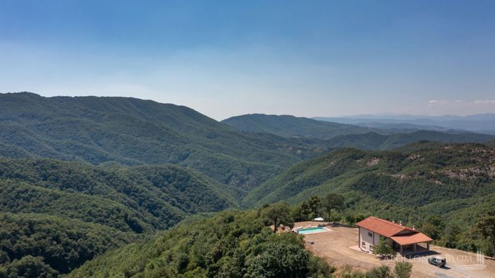 Image No.22-11 Bed Apartment for sale