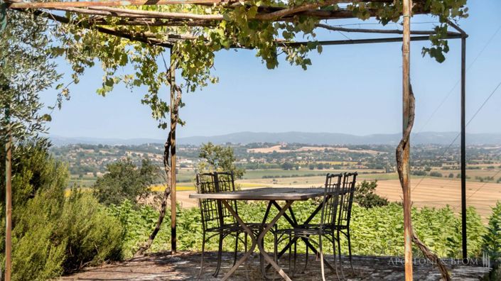 Image No.3-4 Bed Apartment for sale