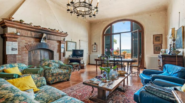 Image No.14-4 Bed Vineyard for sale