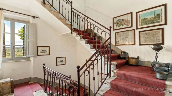 Image No.16-4 Bed Vineyard for sale