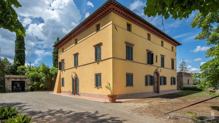 Image No.3-4 Bed Vineyard for sale