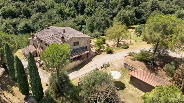 Image No.20-12 Bed Apartment for sale