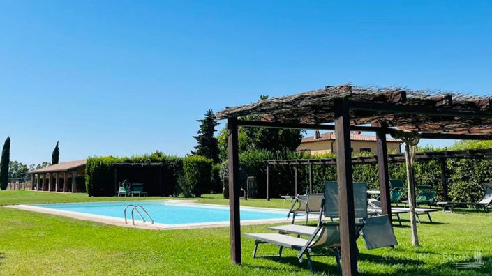 Image No.13-Appartement de 17 chambres à vendre à Grosseto