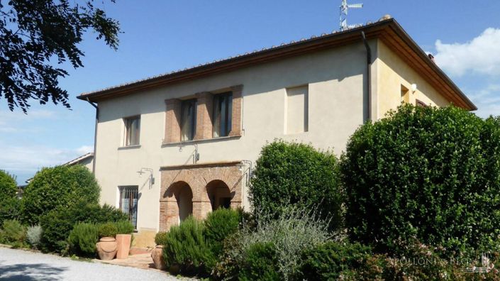 Image No.15-Appartement de 17 chambres à vendre à Grosseto