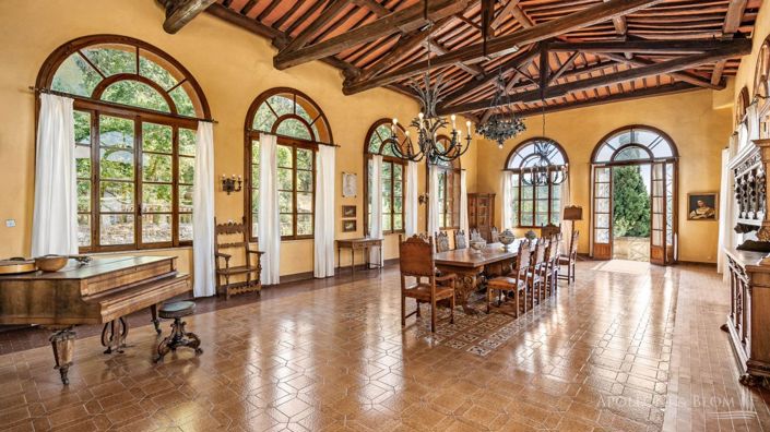 Image No.11-32 Bed Vineyard for sale