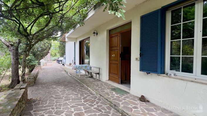 Image No.11-4 Bed Country House for sale