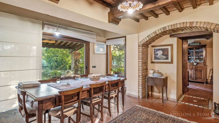 Image No.15-4 Bed Apartment for sale