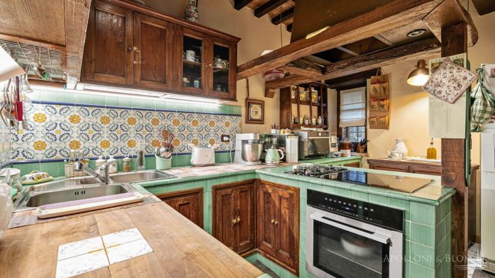 Image No.17-4 Bed Apartment for sale