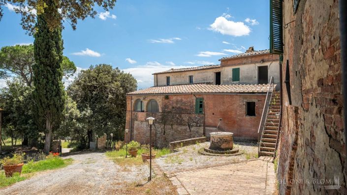 Image No.23-Appartement de 11 chambres à vendre à Asciano