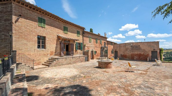 Image No.8-Appartement de 11 chambres à vendre à Asciano