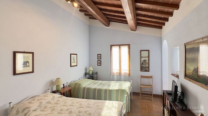 Image No.16-2 Bed Apartment for sale