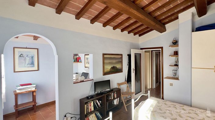 Image No.17-2 Bed Apartment for sale