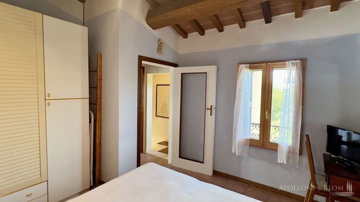 Image No.20-2 Bed Apartment for sale