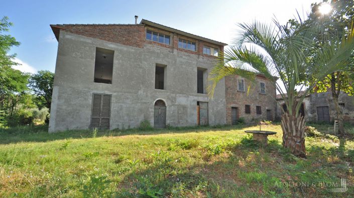 Image No.9-5 Bed Apartment for sale