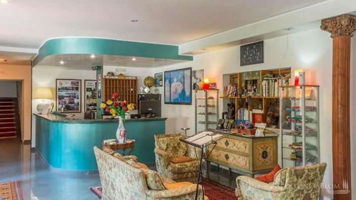 Image No.22-43 Bed Apartment for sale