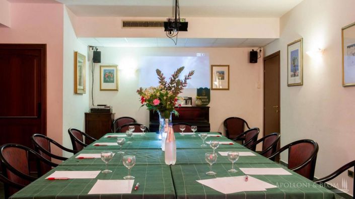 Image No.26-43 Bed Apartment for sale