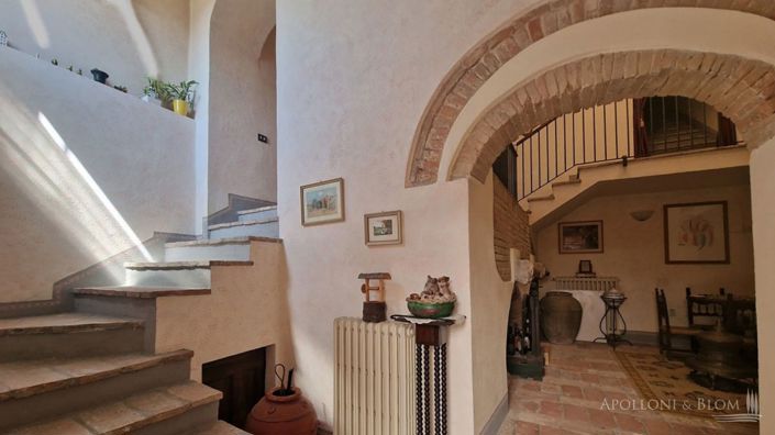 Image No.15-5 Bed Apartment for sale