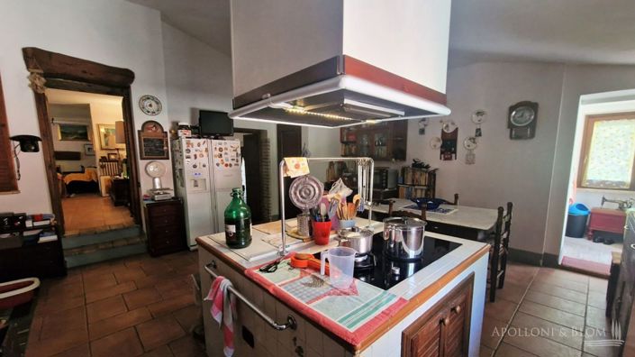 Image No.29-5 Bed Apartment for sale