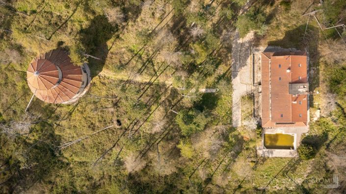 Image No.5-8 Bed Apartment for sale