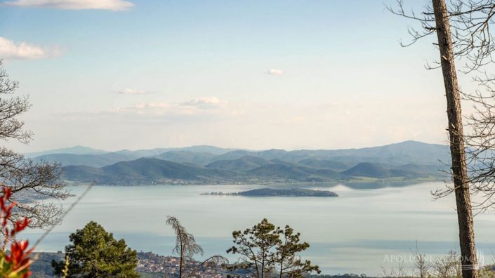 Image No.30-8 Bed Apartment for sale