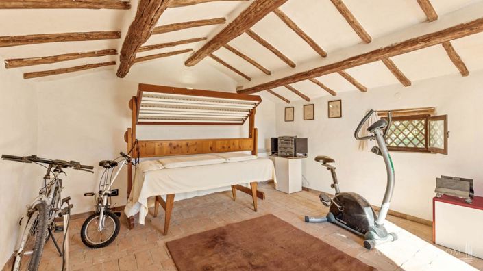 Image No.27-4 Bed Apartment for sale