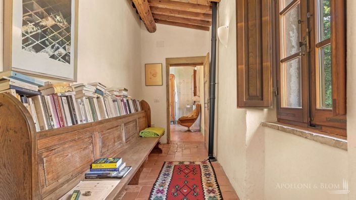 Image No.17-5 Bed Apartment for sale