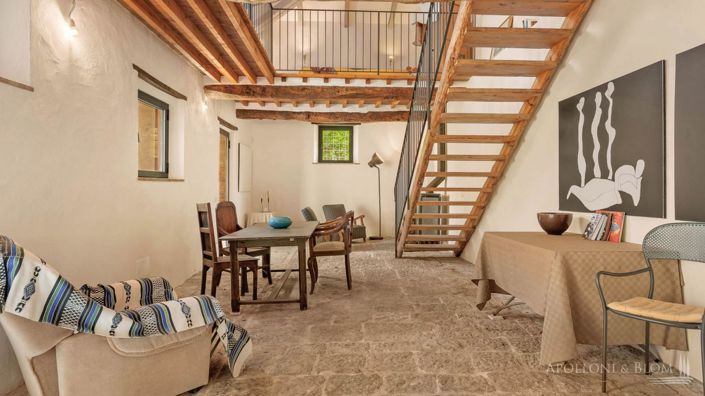 Image No.19-5 Bed Apartment for sale