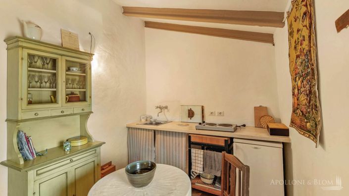 Image No.22-5 Bed Apartment for sale