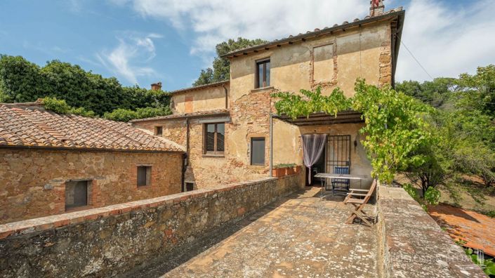 Image No.26-5 Bed Apartment for sale