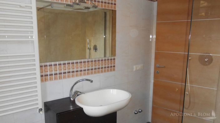 Image No.18-2 Bed Apartment for sale