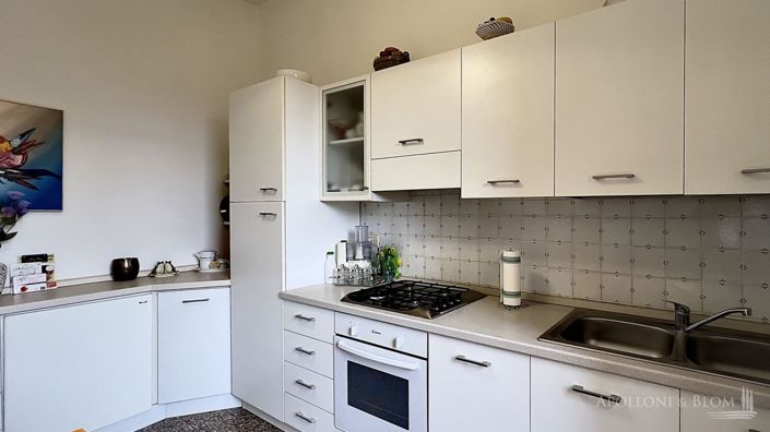 Image No.19-2 Bed Apartment for sale